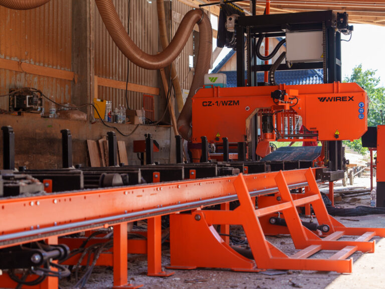 trak taśmowy o długości cięcia do 13 metrów